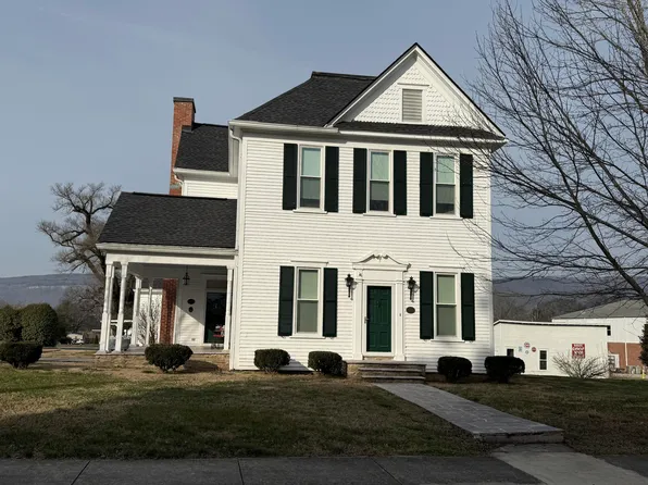 2787 Main St, Pikeville, TN 37367