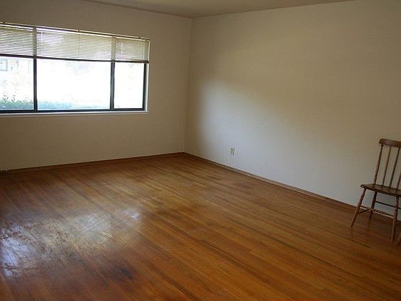 3rd image of 3465 Bonita Ct
