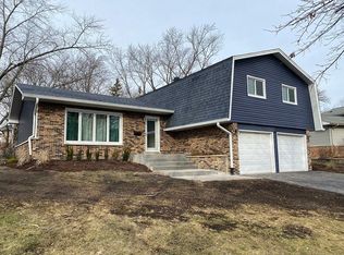 6124 Jennifer Ave, Tinley Park, IL 60477