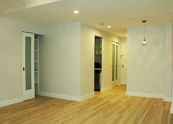 Rented by Residence NYC Real Estate LTD | media 2