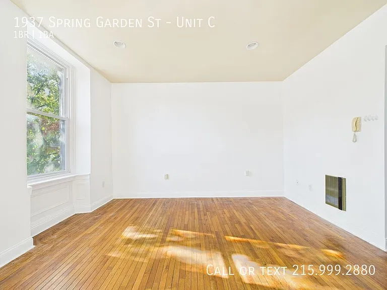 1937 Spring Garden St #C — Photo 8