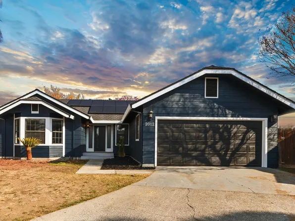 2012 Stanford Ct, Los Banos, CA 93635