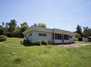 10023 Westland Dr, Knoxville, TN 37922