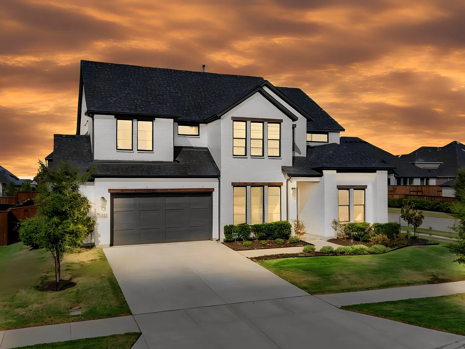 5 bed, 5.5 bath, 4230 sqft, $6,300 — Photo 3