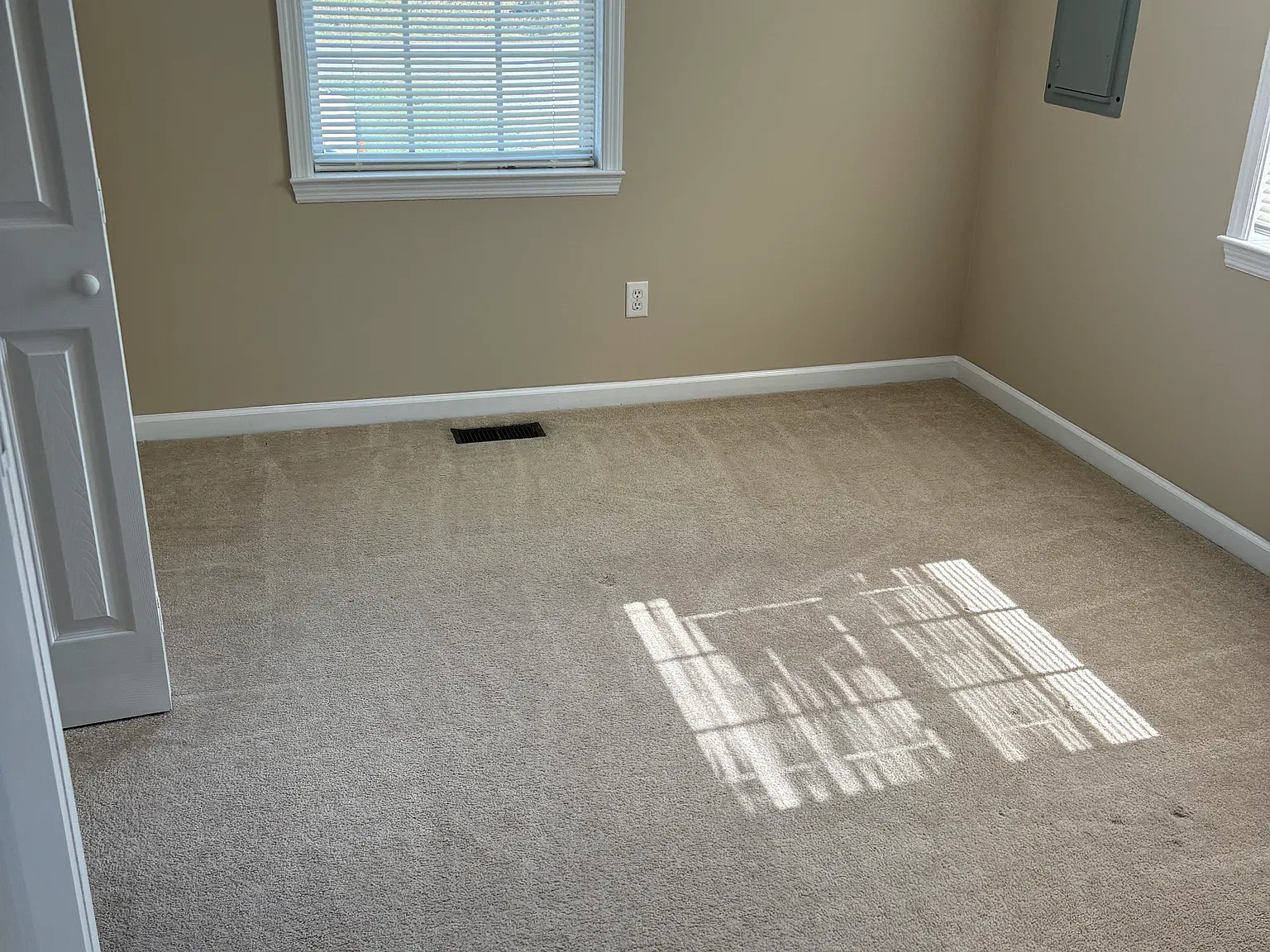 1175 Wiser Rd — Photo 4