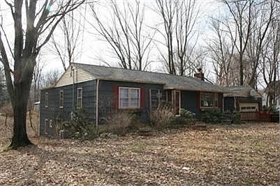 1st image of 597 E College St