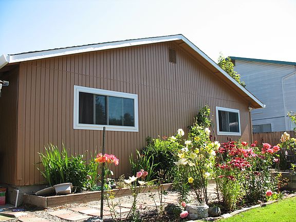 3rd image of 5808 95th St NE