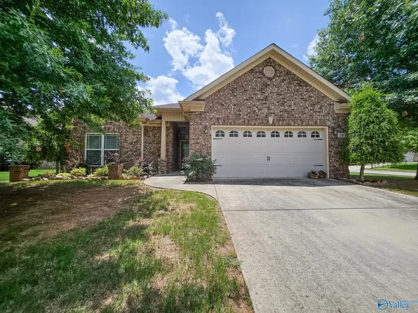 101 Wolf Creek Trl, Huntsville, AL 35824