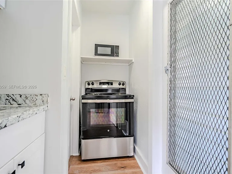 433 NE 82nd St #1 — Photo 6