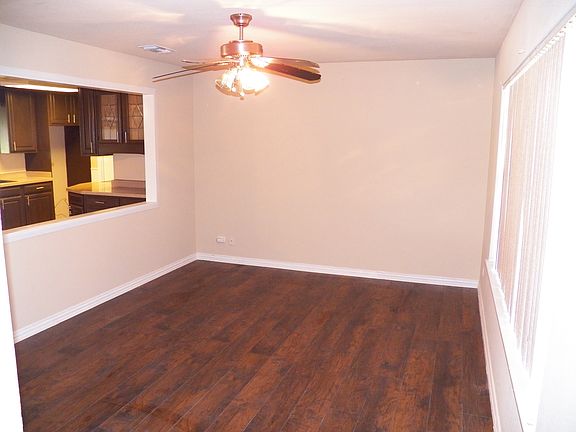 5th image of 5909 Deer Horn Dr