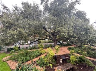 211 W Annie St APT 113, Austin, TX 78704