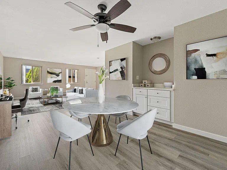 Brittany House Apartments — Photo 10