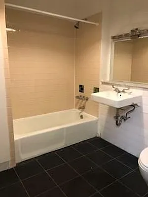 Rented by Meisel Real Estate | media 23