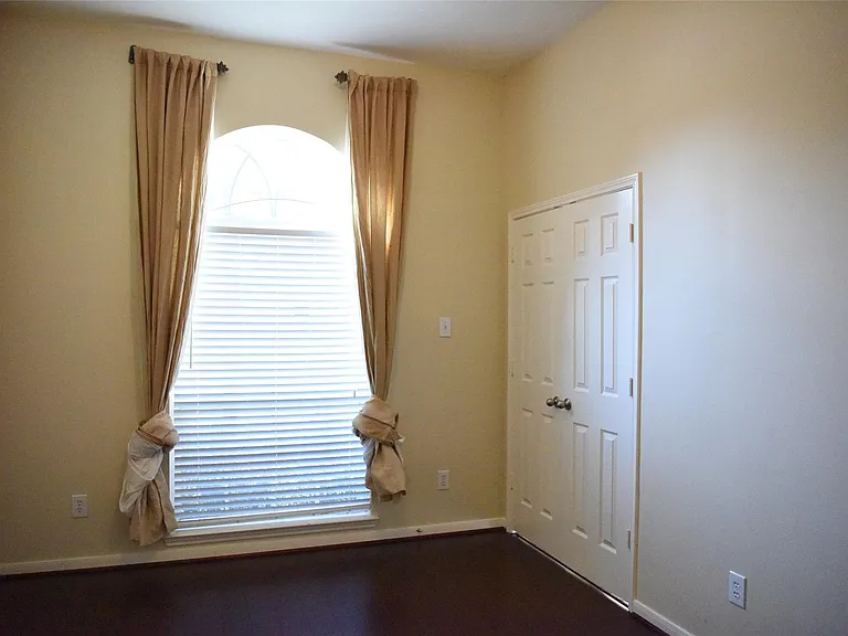 22055 Canyonwood Park Ln — Photo 15