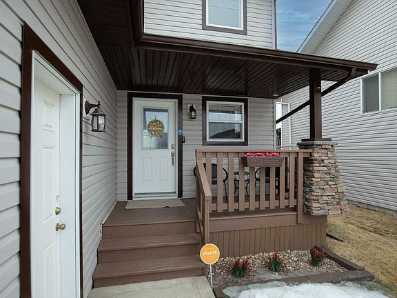 2nd image of 119 Isherwood Close