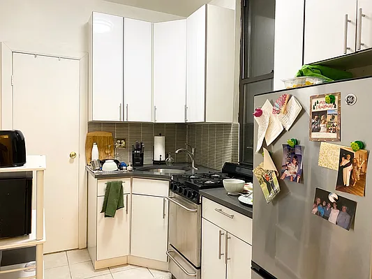 Rented by Compass | media 8