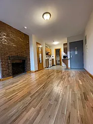 Rented by Peter Meskouris LREB