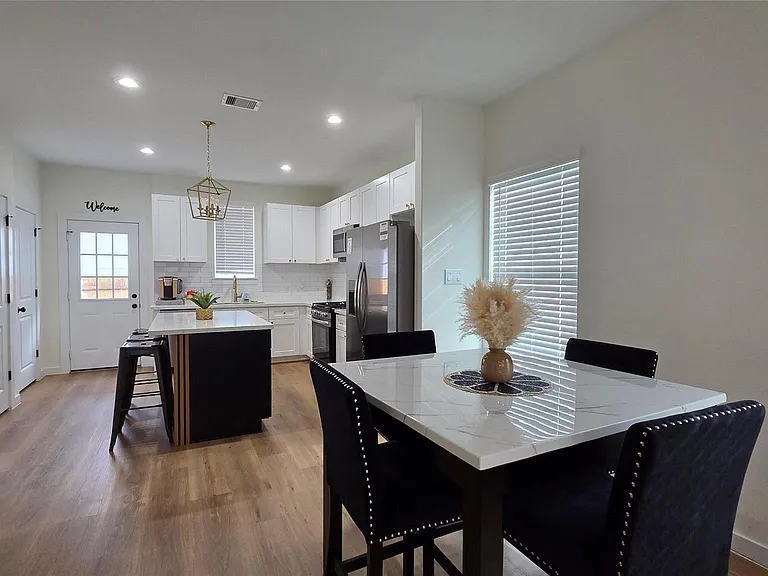 8113 Miley St #B — Photo 6