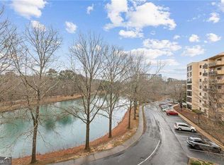 1800 Clairmont Lake Rd, Decatur, GA 30033