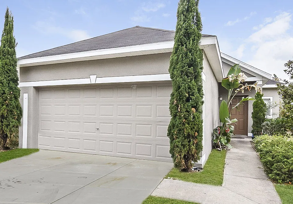 7869 Bristol Park Dr