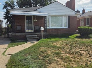 17360 Stricker Ave, Eastpointe, MI 48021