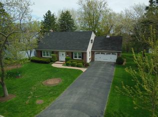 6111 Osage Ave, Downers Grove, IL 60516