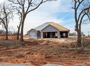 2200 Winter Ridge Rd, Blanchard, OK 73010