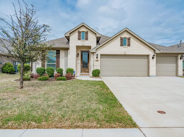 330 Roscoe Dr, Fate, TX 75087