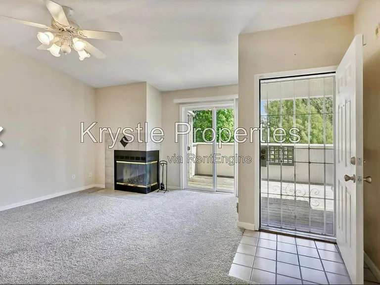 1201 Glen Cove Pkwy #713 — Photo 3