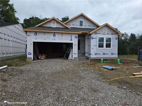 330 Delta Way, Elyria, OH 44035