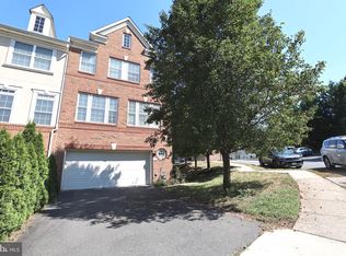 20345 Center Brook Sq, Sterling, VA 20165