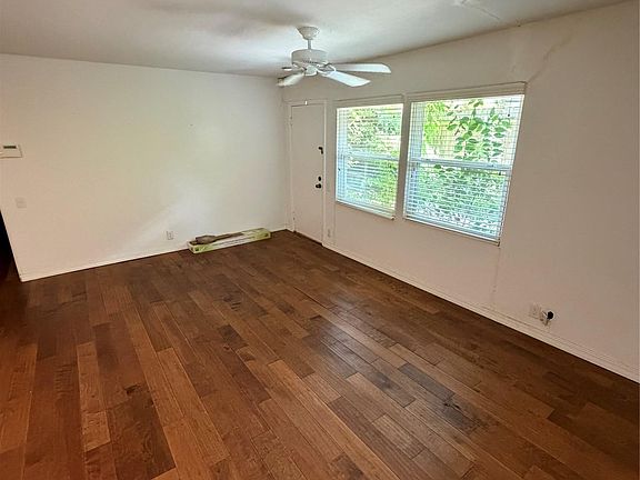 5th image of 4907 W Market Dr