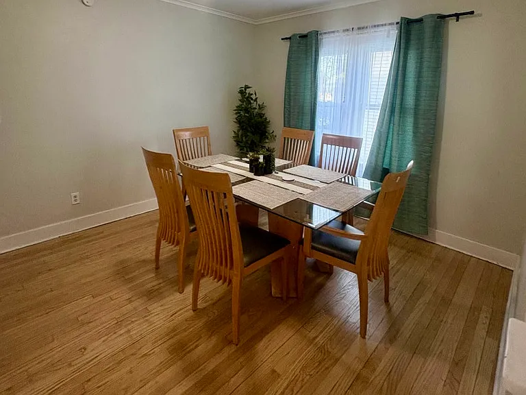 126 Ashdale Ave #1 — Photo 8