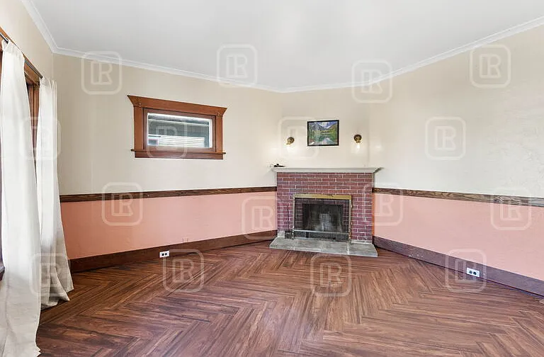 1414 N Adams St — Photo 4