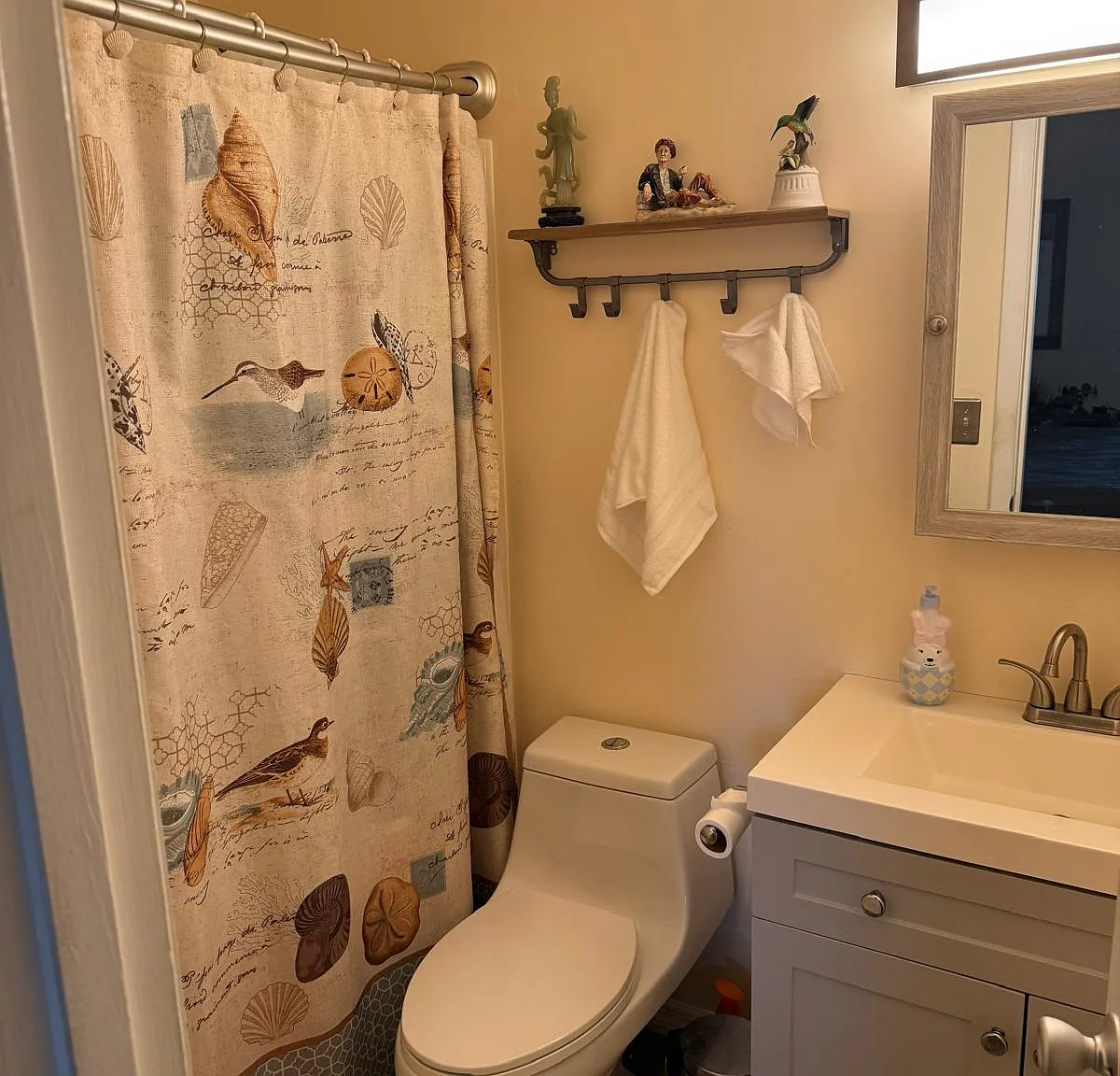 1 bed, 1.5 bath, 900 sqft, $1,600 — Photo 2
