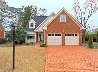 566 N Palisades Cir SE, Marietta, GA 30067