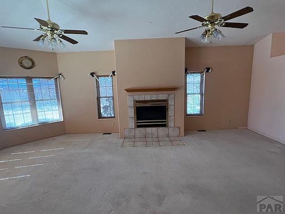 5th image of 1 Deer Run Ct
