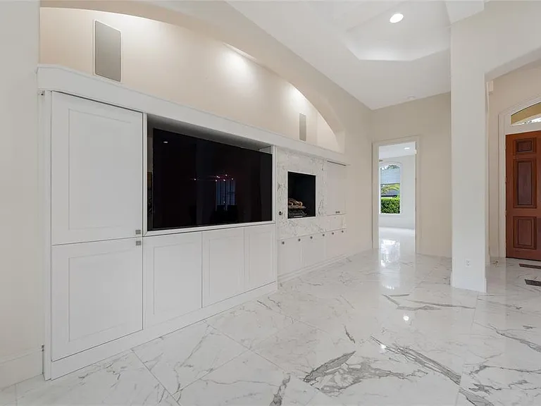 9701 Lake Isleworth Ct — Photo 5