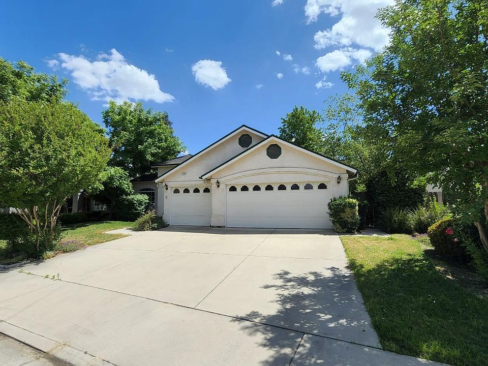 2370 Howard St, Kingsburg, CA 93631 Zillow