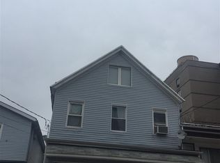 136 42nd St, Union City, NJ 07087