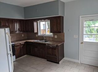 38 Front St, Pittston, PA 18640