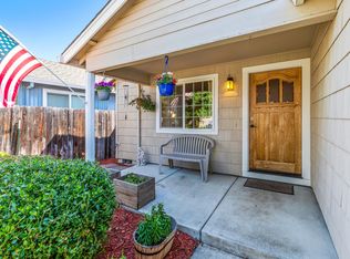 7866 27th St, White City, OR 97503