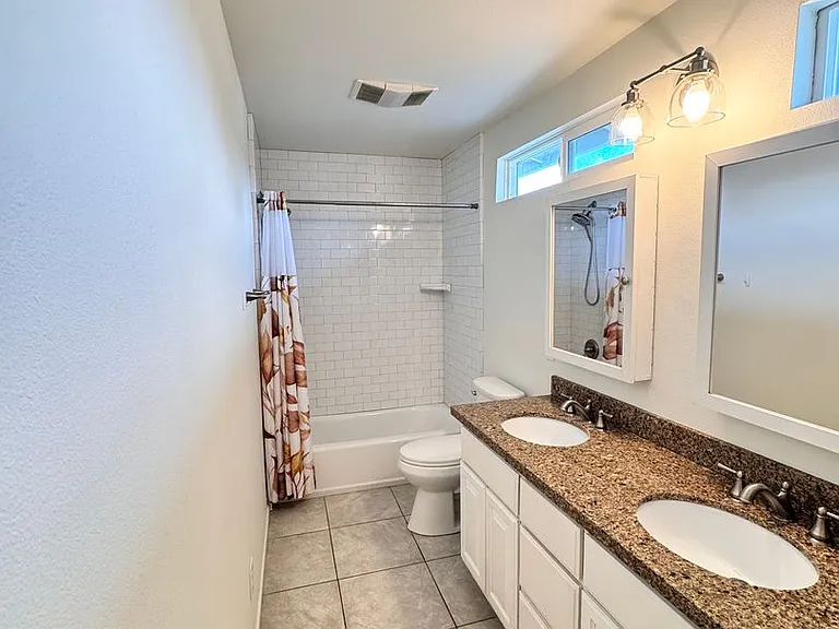 3190 Claremore Ave — Photo 8