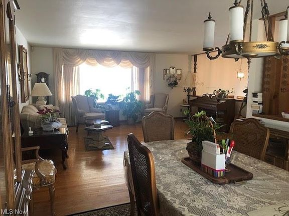 4th image of 421 Eastern Ave