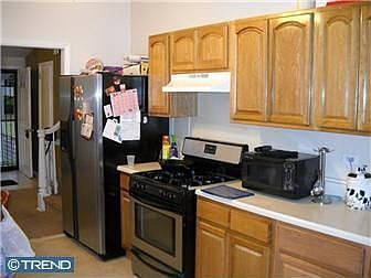 3rd image of 5 La Salle Dr