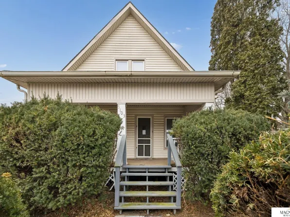 5103 Starr St, Lincoln, NE 68504