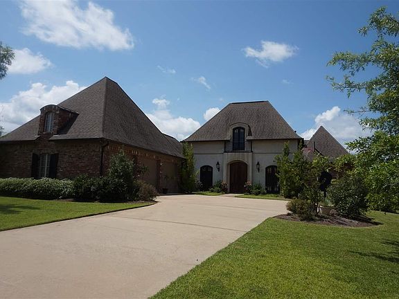 2nd image of 103 Belle Terre Dr