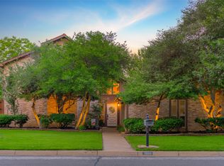 2801 Shadow Dr W, Arlington, TX 76006