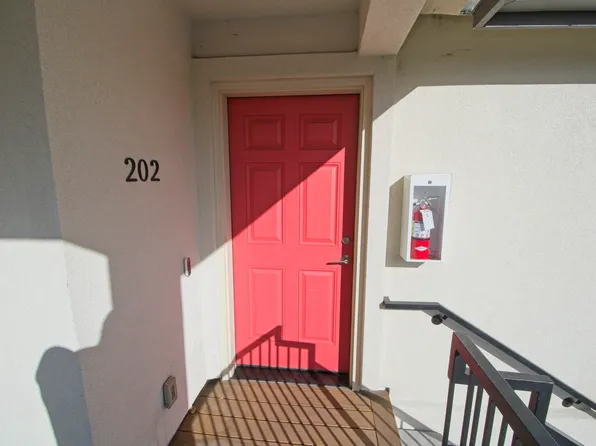626 Valley Rd #202, Reno, NV 89512