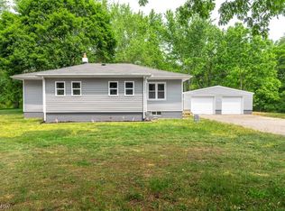 5121 12th St NE, East Canton, OH 44730